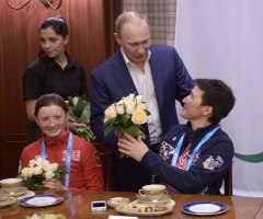 Путин: От паралимпийцев теперь ждут запредельных показателей