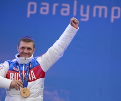 Россияне вновь заняли весь пьедестал в паралимпийской гонке