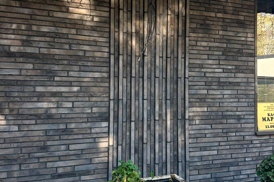 Кафе облицованное ригельной плиткой