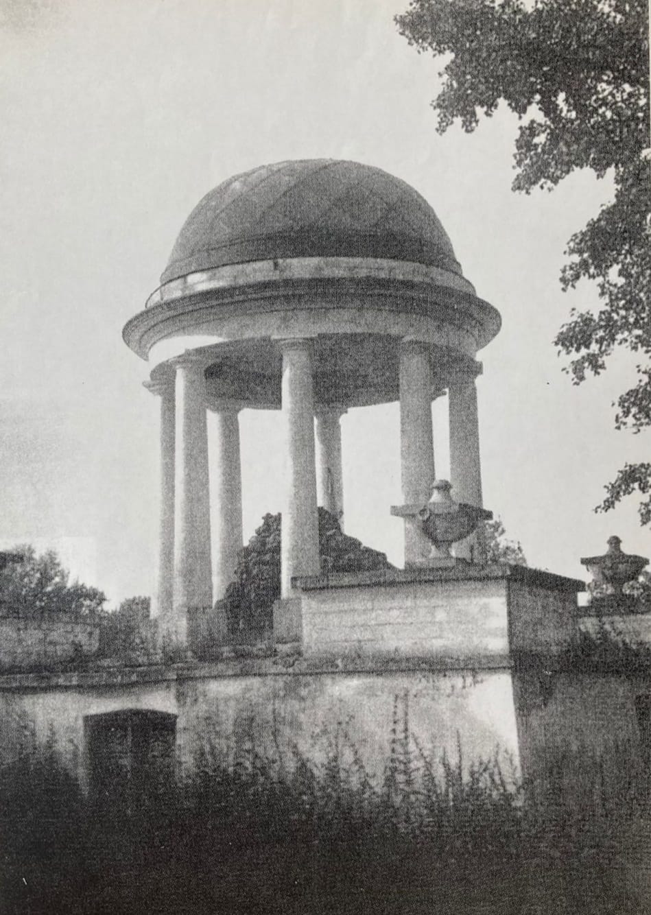 Фонд «Белый Ирис» собирает «по кирпичикам» старинную усадьбу Давыдовых