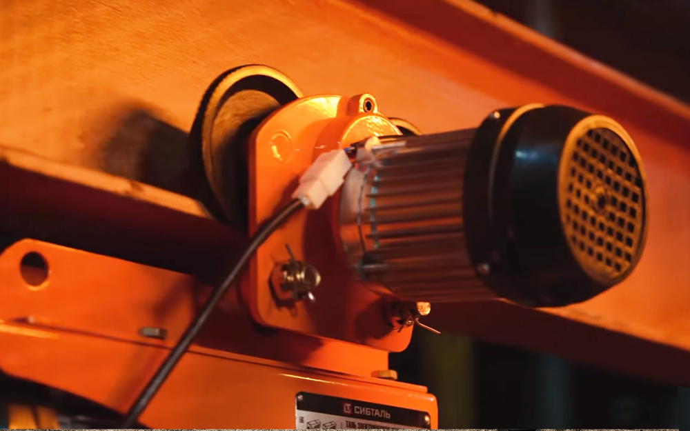 монтаж талт с электрической тележкой