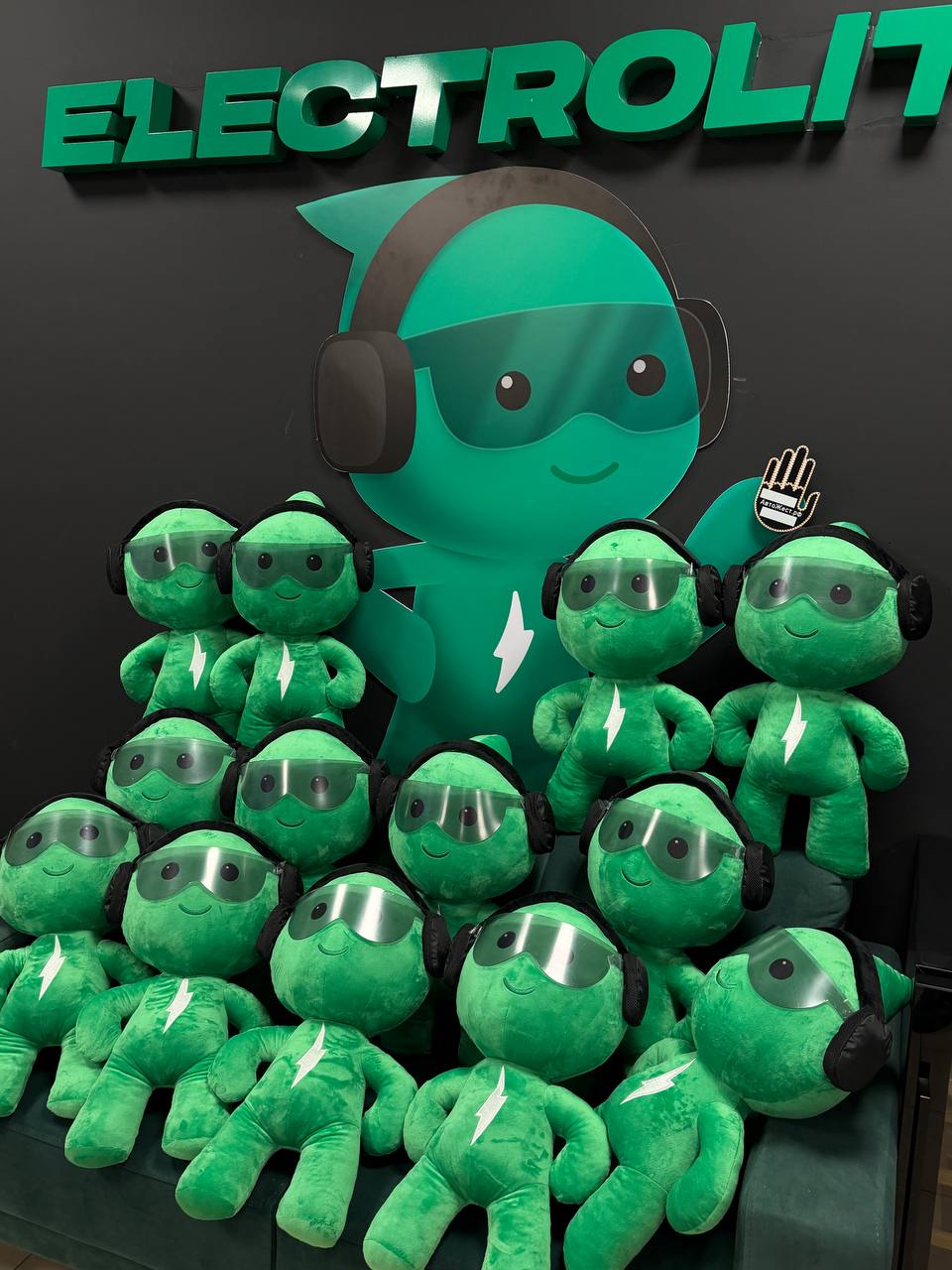 Маскот «Электролайтыч» укрепил корпоративную культуру Electrolite