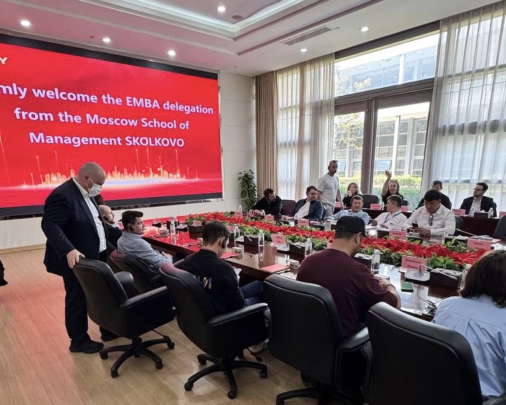 Управляющий партнер компании РОДВИГ посетила завод SANY в Шанхае