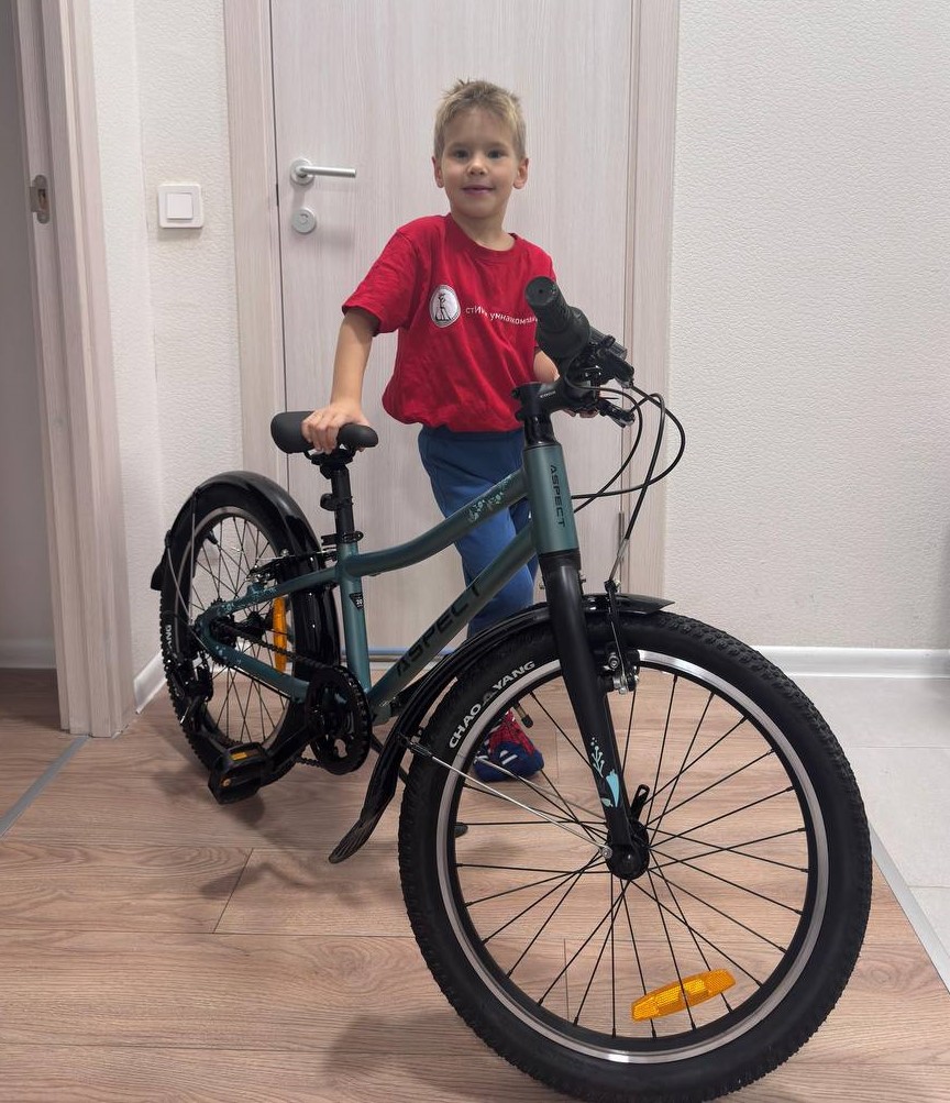 Команда Андрея Пожарова провела конкурс семей ко Дню Отца