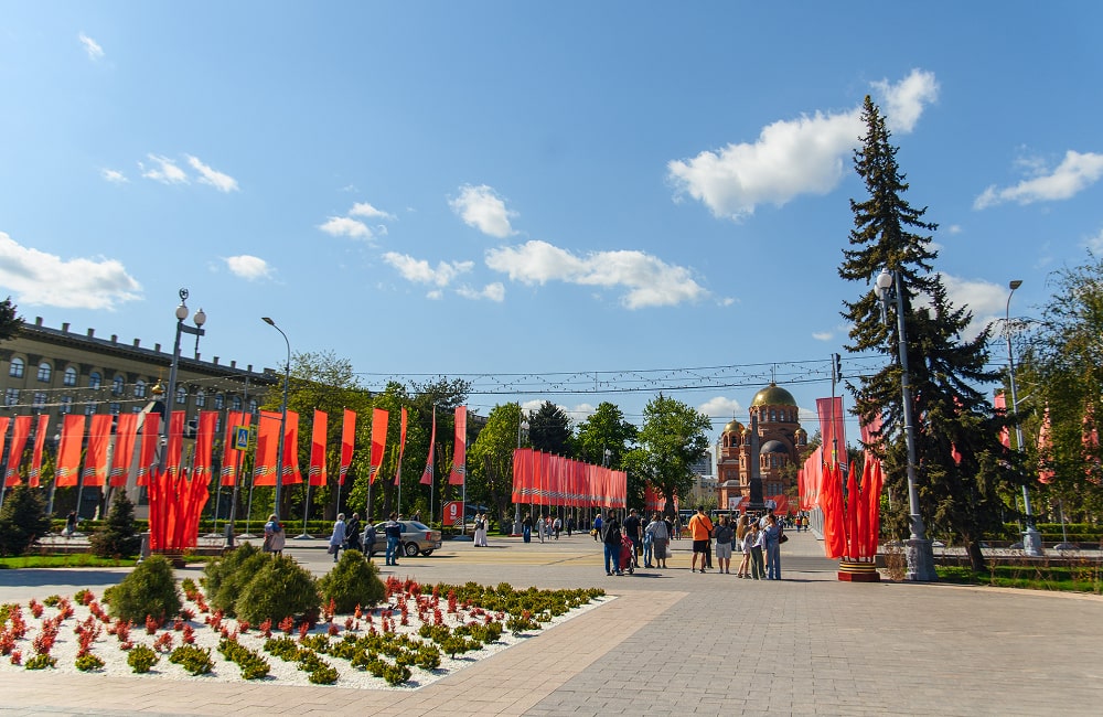 Компания FORDA приняла участие в оформлении флагами Волгограда к 9 мая