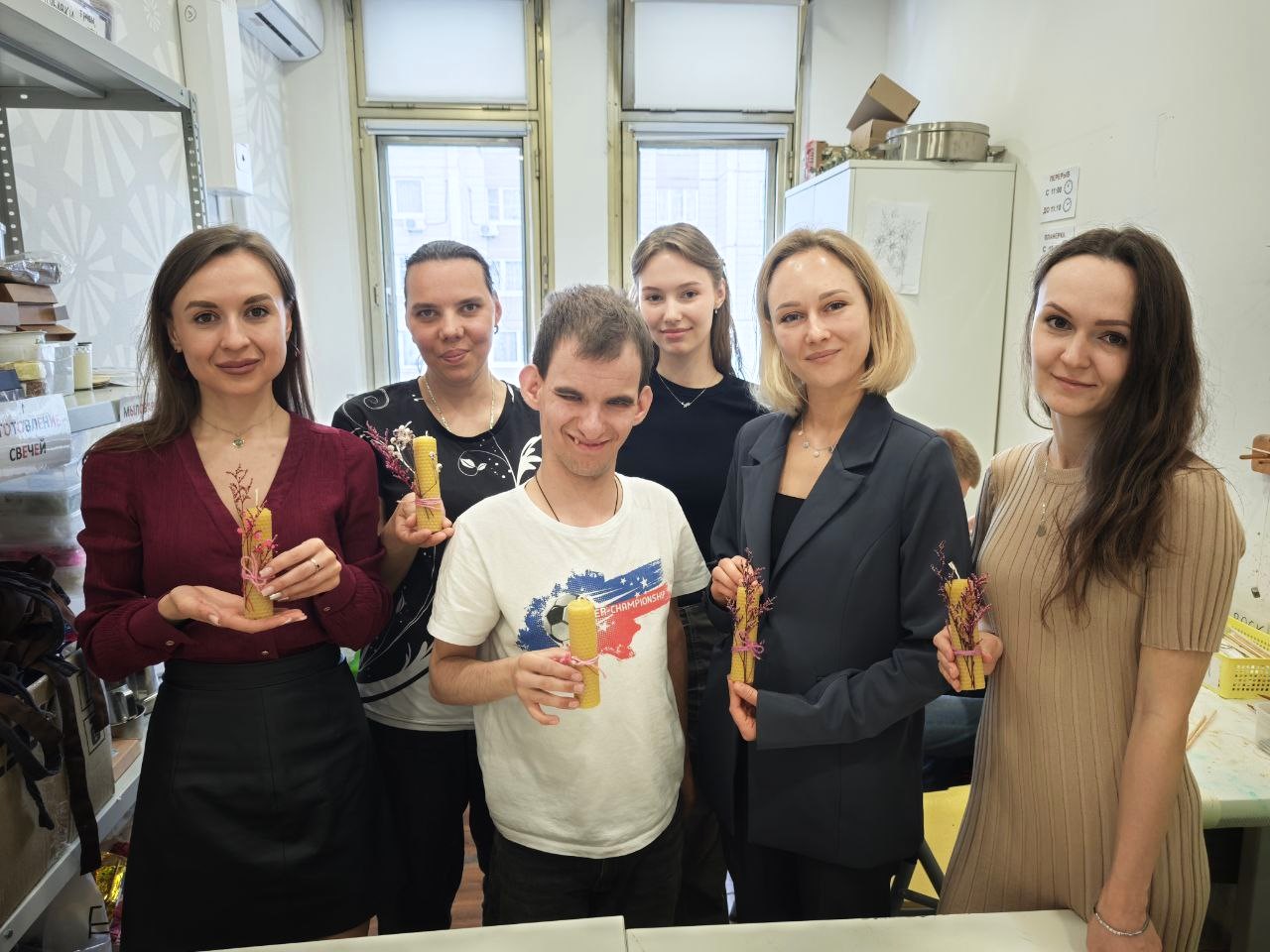 Сотрудники ПАО «Мосэнерго» посетили инклюзивные мастерские «Обычное дело»