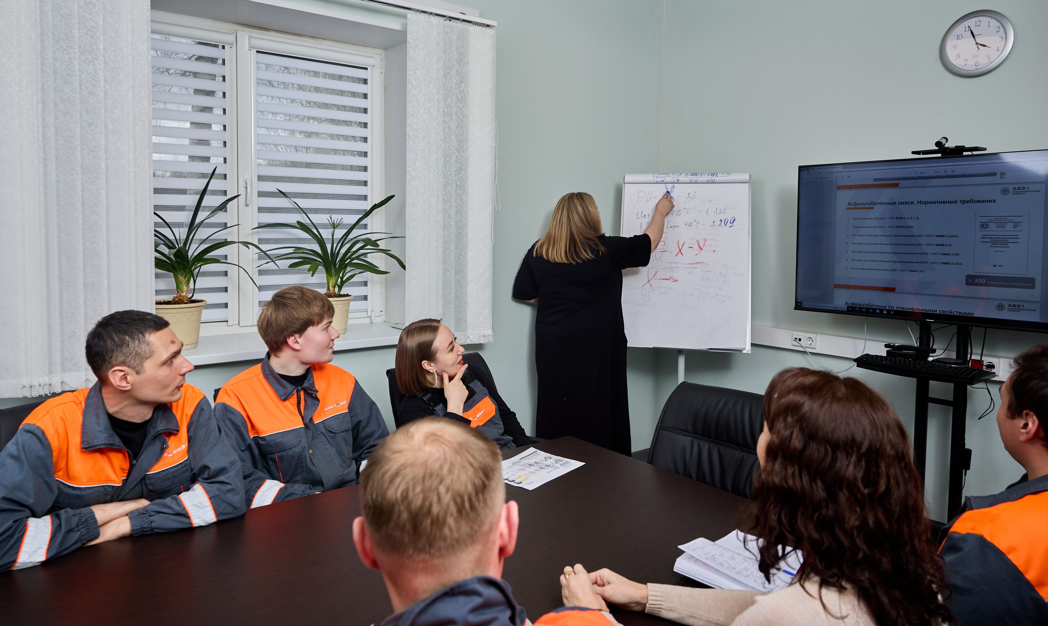 «Не все можно разглядеть за цифрами»: зачем нужна нефинансовая отчетность