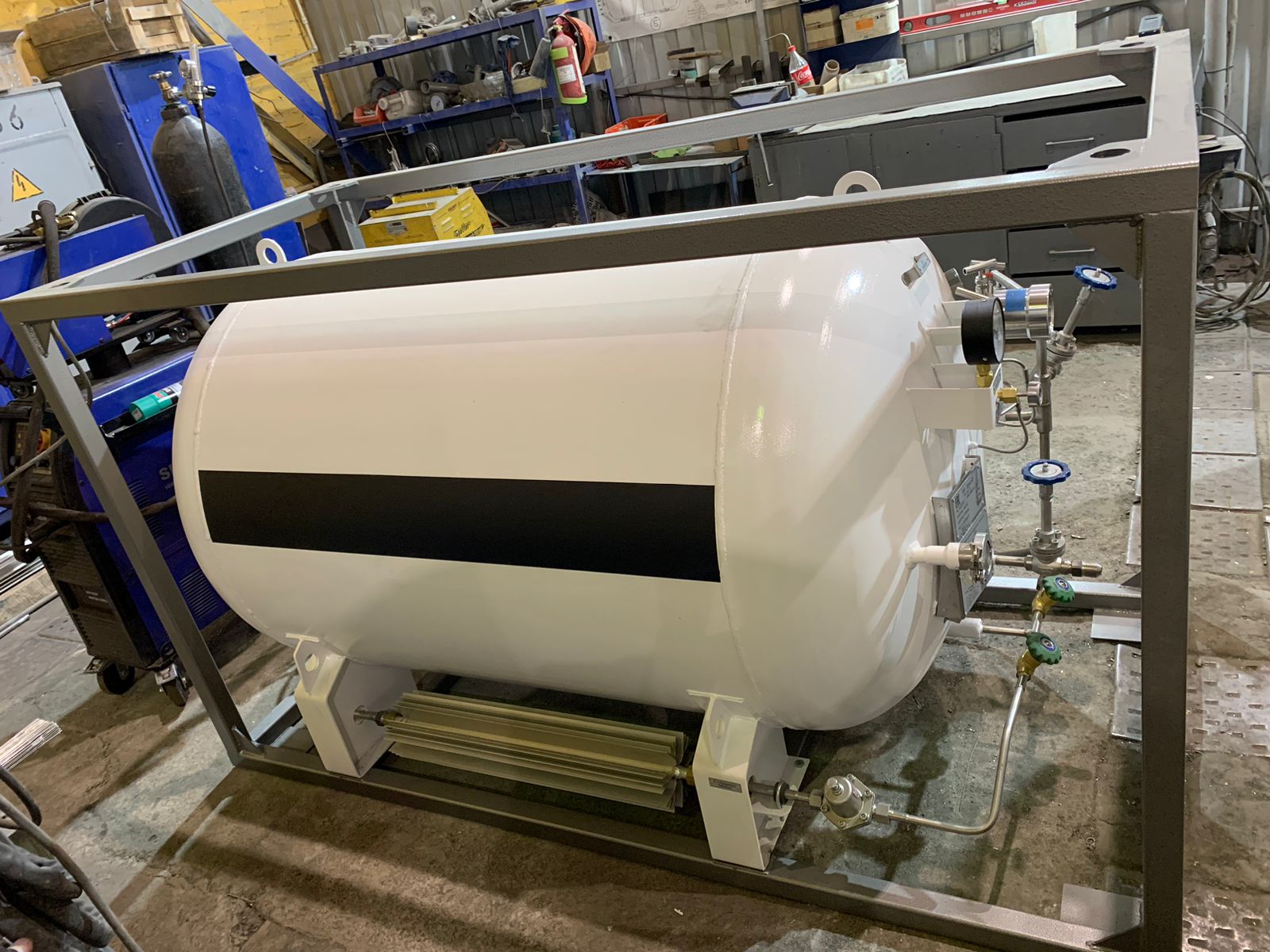 Как правильно хранить и транспортировать жидкий азот