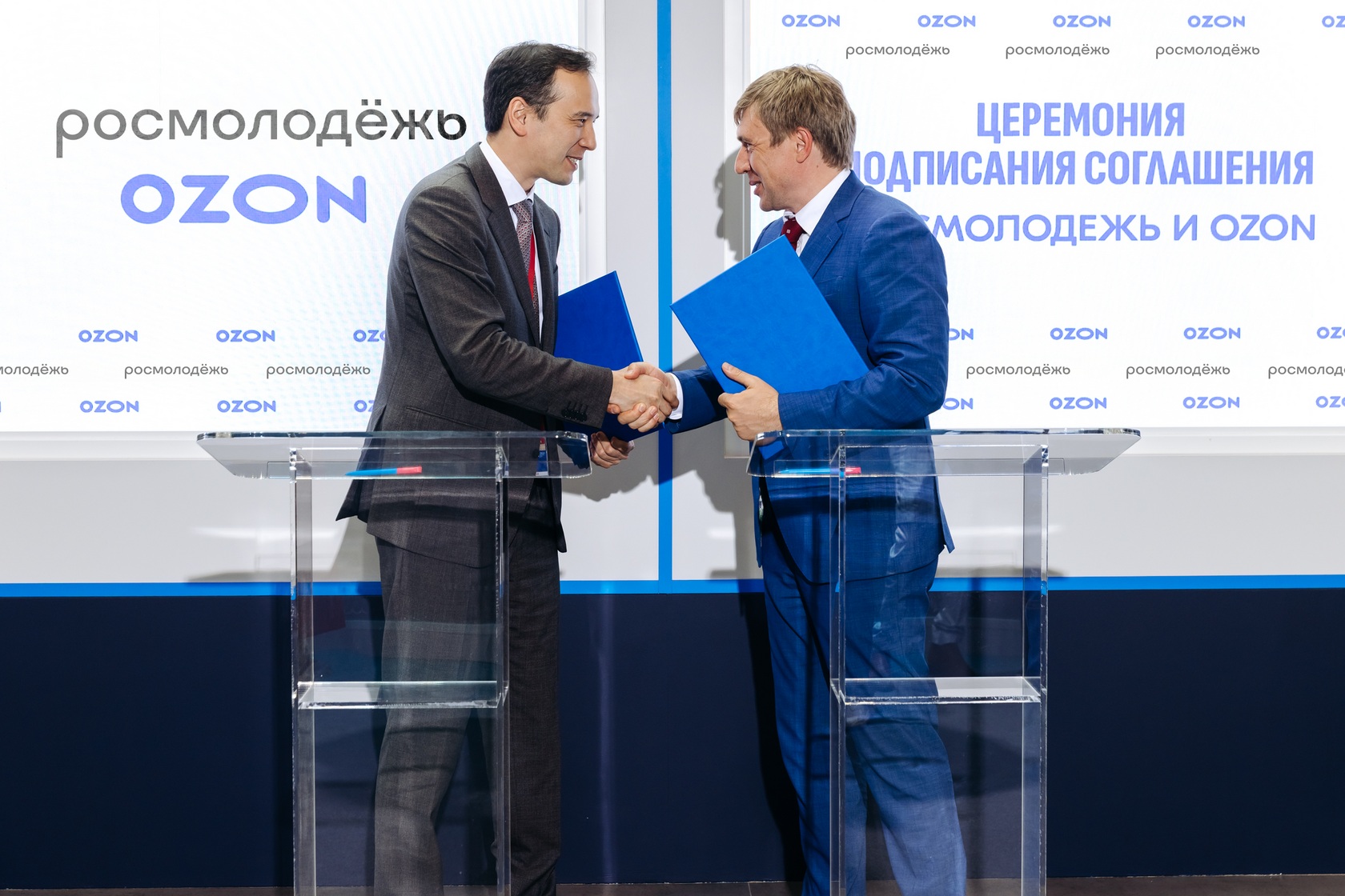 АФК «Система» поддержала молодежную и семейную повестку на ПМЭФ-2025