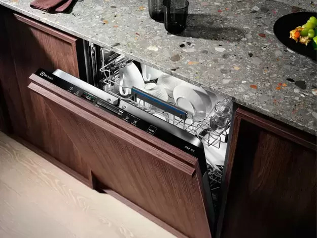 Что умеют современные посудомоечные машины и как выбрать модель