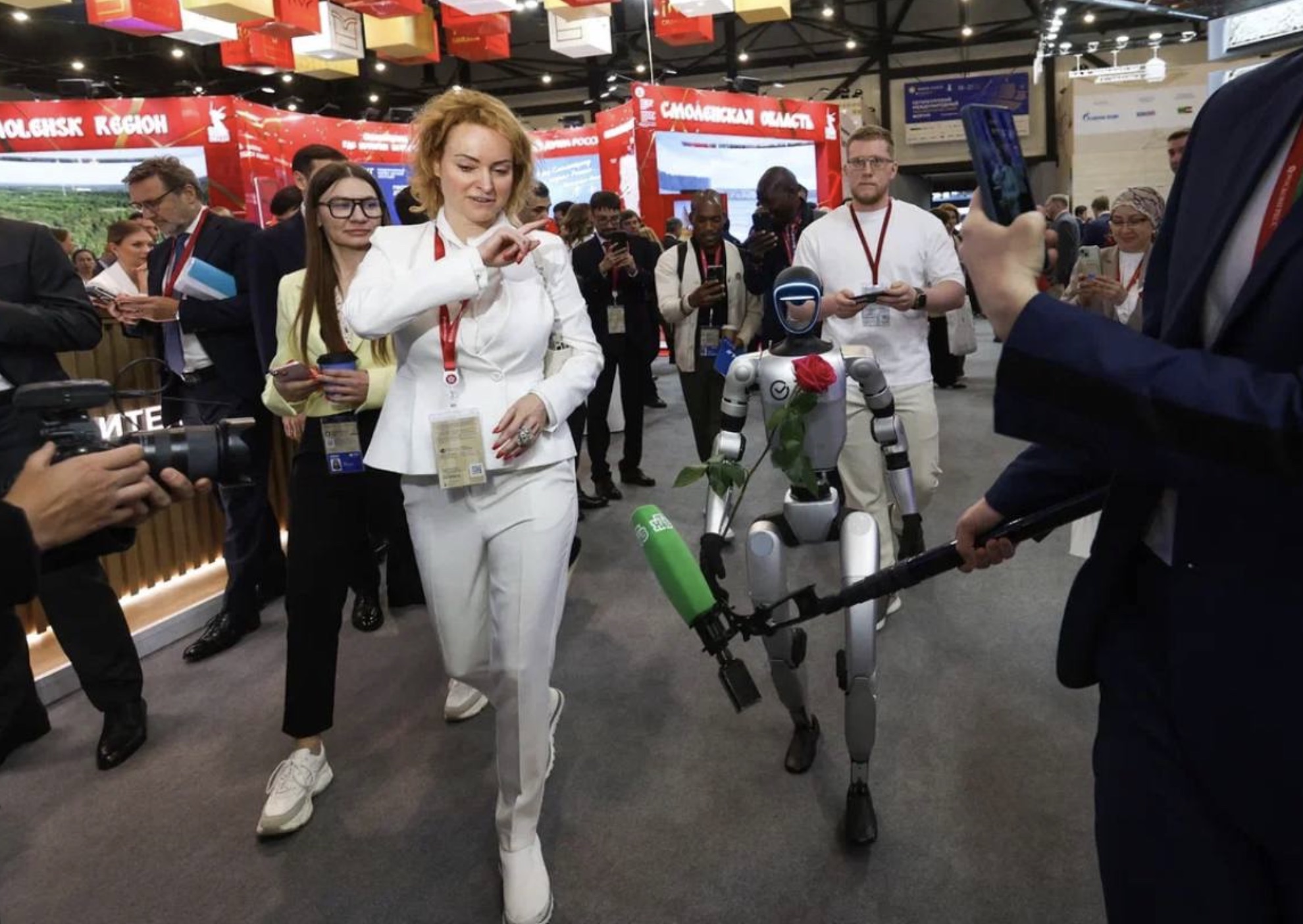 100000 роботов в РФ или как выполнить поручения президента по итогам ПМЭФ