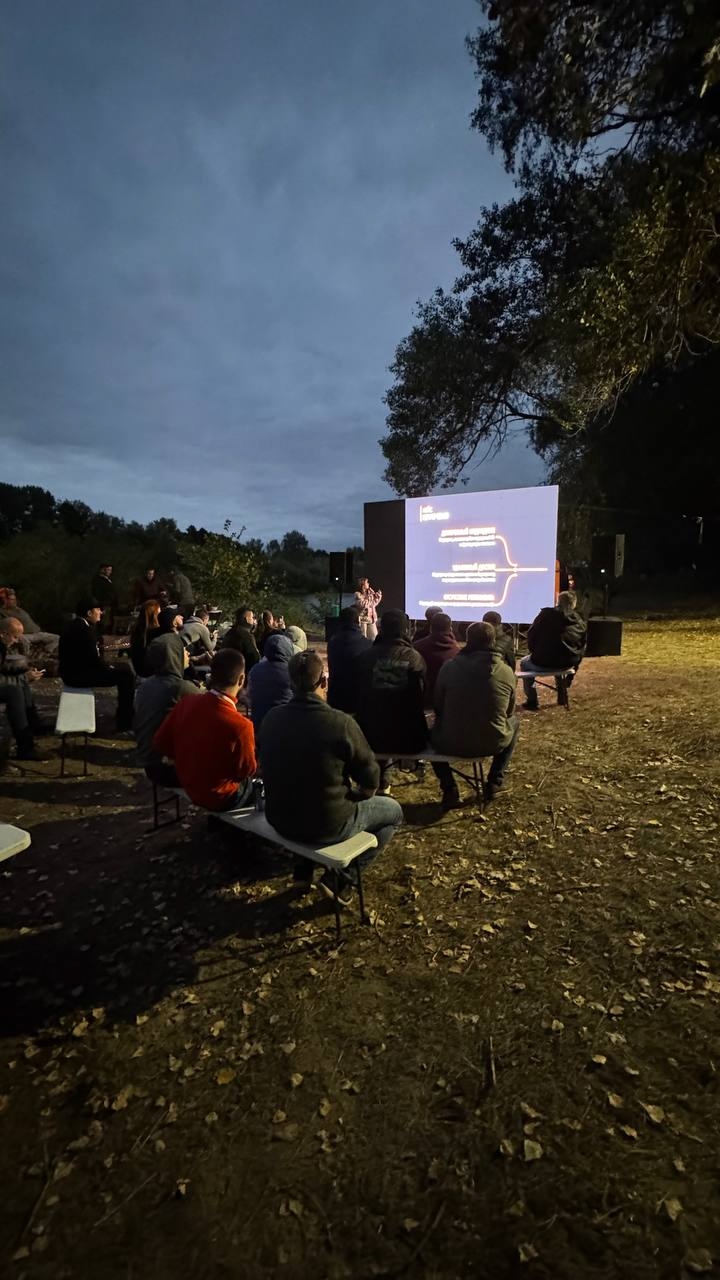 Компания «Абак-2000» провела сплав-конференцию по реке Медведица