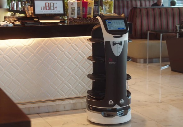 Роботы в отелях: как автоматизация меняет гостиничный сервис