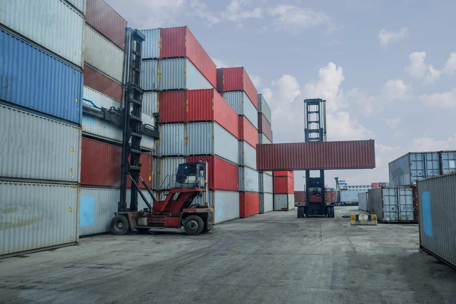 6 рисков, о которых стоит знать при заказе автомобиля из-за границы.