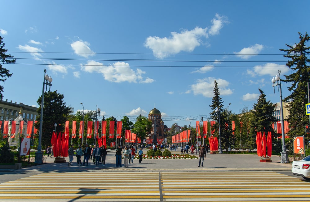 Компания FORDA приняла участие в оформлении флагами Волгограда к 9 мая