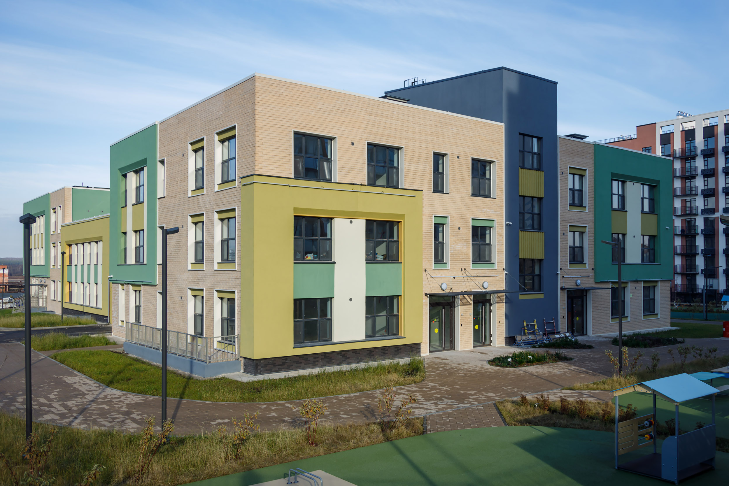 Девелопер «Железно» построил детский сад «Мамонтенок» в «Камаполисе»