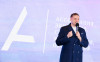 Выступление на сцене не равно продажи