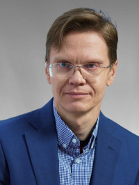 Максим Лапшинов