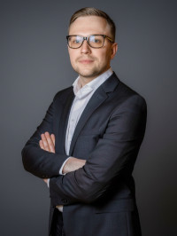 Андрей Кустов