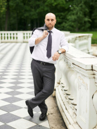 На фото Сергей Графов