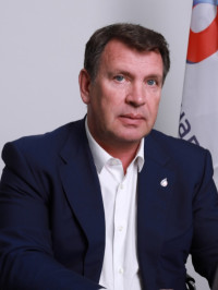 Олег Николаенко