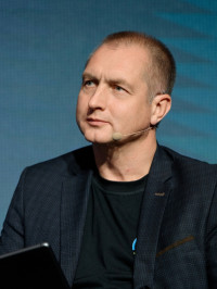 Денис Алексеев