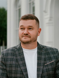 Антон Вересов