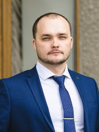 На фото Виктор Несякин