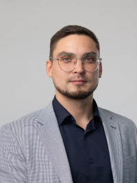 Владислав Вознюк