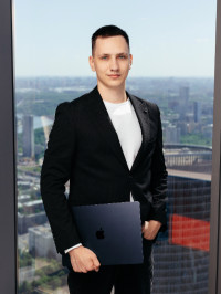 Антон Шаманов