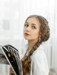 Анна Антонова