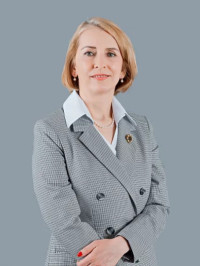 Елена Лизогуб