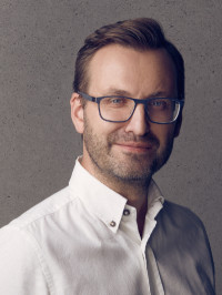 Владимир Тарасов