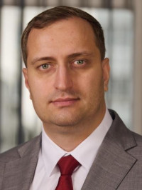 Дмитрий Старцев