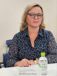 Анна Миронова
