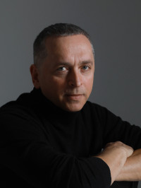 Андрей Великотский