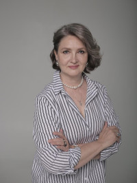 Елена Чернышова