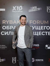 Дмитрий Баканёв