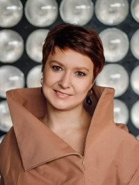 Елена Тихомирова