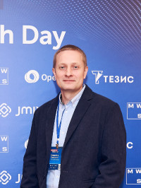 Владимир Саксонов