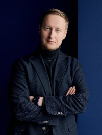 Дмитрий Макаров