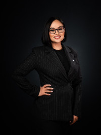 Александра Серова