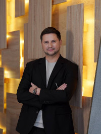 Дмитрий Новиков