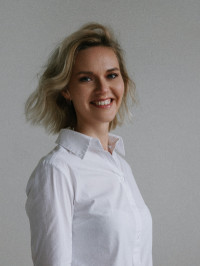 Анна Голикова