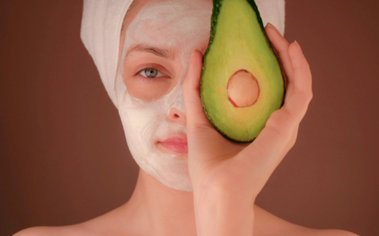 Синергия красоты: как питание и косметика формируют качество кожи