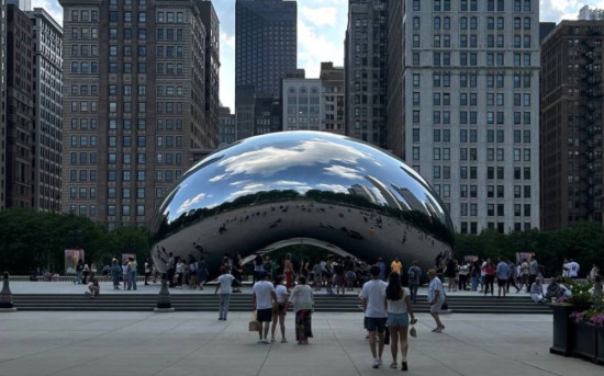 Креативный директор Генпро Евгений Зеленов посетил Чикаго