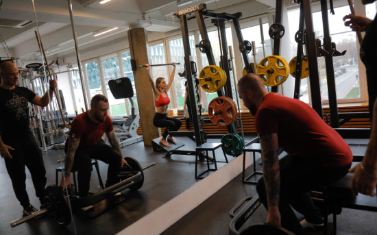 Вместе сильнее: как фитнес помогает парам быть ближе