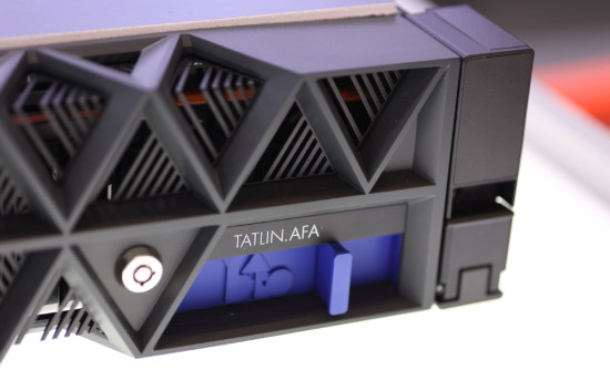 YADRO выпустила российскую All-NVMe систему хранения данных TATLIN.AFA