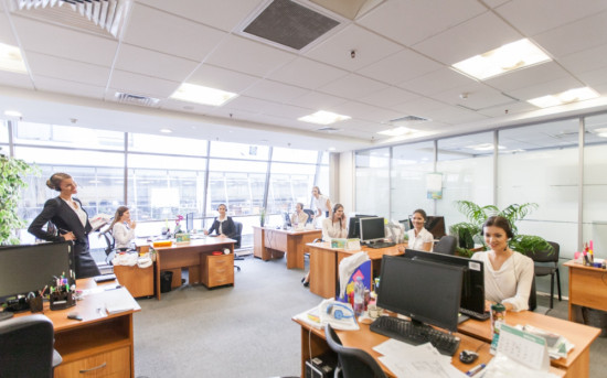 Как выбрать канал коммуникации с клиентом: эксперт Платформа Эра