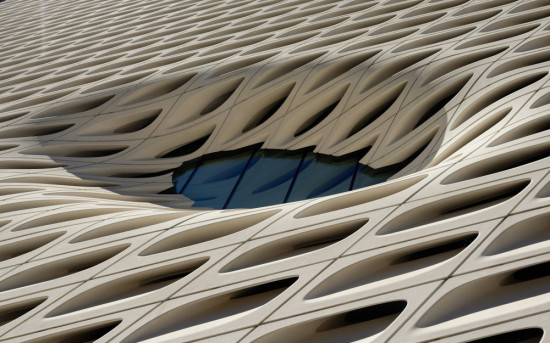 Почему бизнесу в России нужен новый стандарт управления онлайн-активами